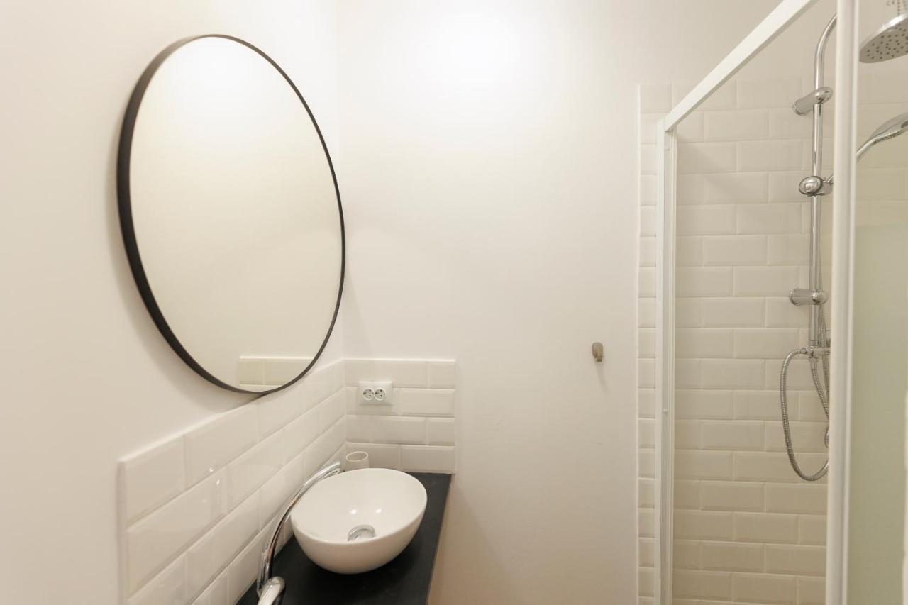 טימישוארה Spacious Flat In Old Town Wi-Fi מראה חיצוני תמונה