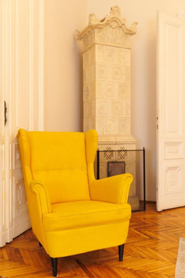 טימישוארה Spacious Flat In Old Town Wi-Fi מראה חיצוני תמונה
